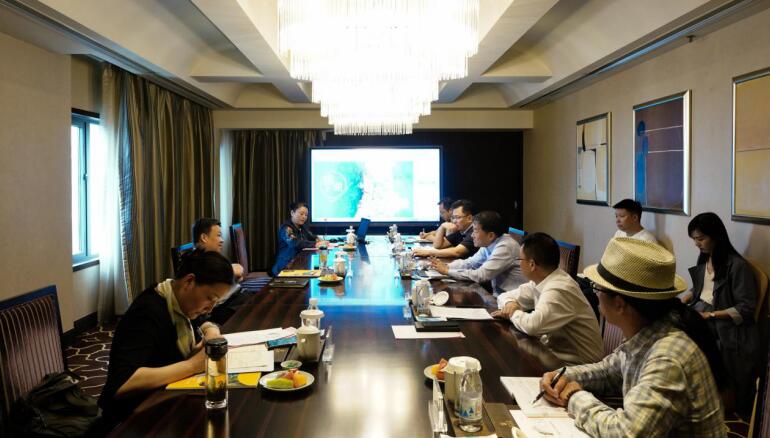 任丁董事長(zhǎng)與德陽(yáng)市委書(shū)記靳磊一行座談交流