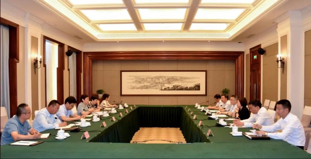 青海省國(guó)資委領(lǐng)導(dǎo)到金牛賓館調(diào)研交流