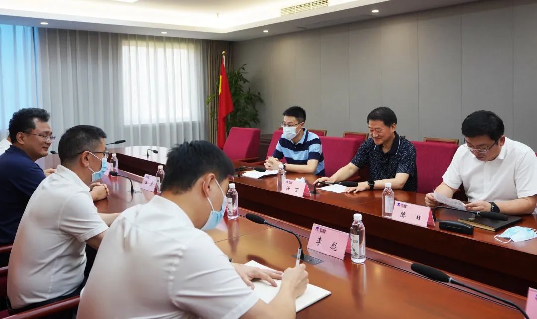 集團(tuán)黨委召開“八一”慰問座談會