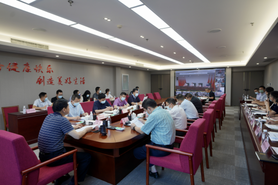 四川尊龍凱時(shí)集團(tuán)召開疫情防控工作領(lǐng)導(dǎo)小組2022年第3次會(huì)議 集團(tuán)黨委書記、董事長(zhǎng)、疫情防控工作領(lǐng)導(dǎo)小組第一組長(zhǎng)任丁主持會(huì)議并講話