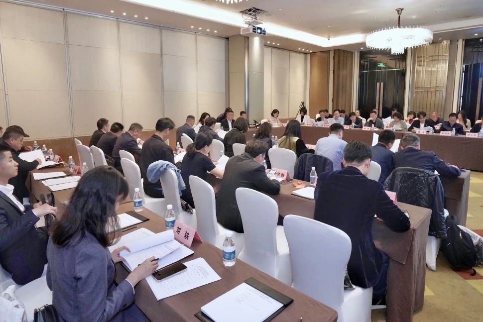 省尊龍凱時集團黨委書記、董事長游勇當(dāng)選川渝文化旅游企業(yè)聯(lián)盟和省文化旅游企業(yè)聯(lián)盟理事長