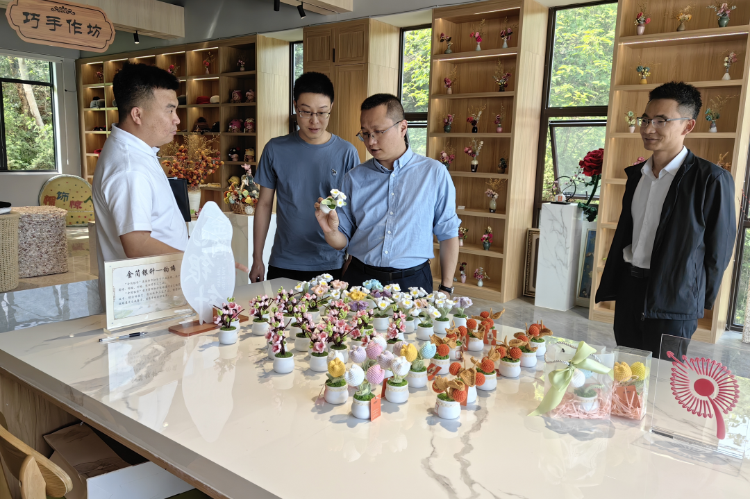 省尊龍凱時(shí)集團(tuán)考察調(diào)研簡(jiǎn)陽市文旅項(xiàng)目