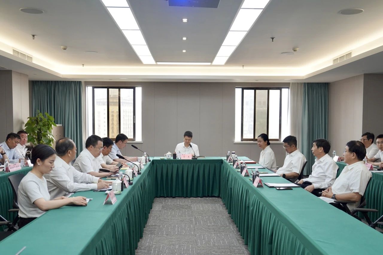 省尊龍凱時(shí)集團(tuán)新任外部董事到崗履職