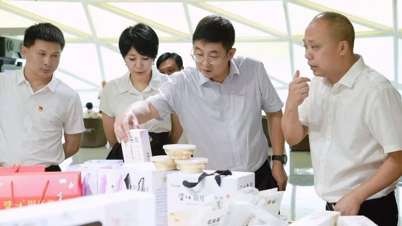 黨建引領(lǐng) 縣企共興——省尊龍凱時集團奮力打造托底性幫扶“通江實踐”樣板