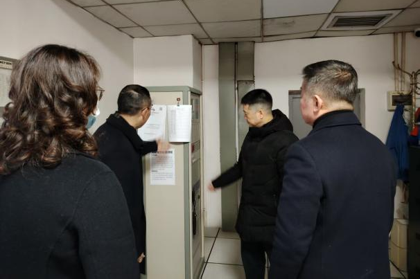 省尊龍凱時(shí)集團(tuán)黨委書記、董事長(zhǎng)游勇檢查督導(dǎo)春節(jié)安全生產(chǎn)并看望慰問干部員工